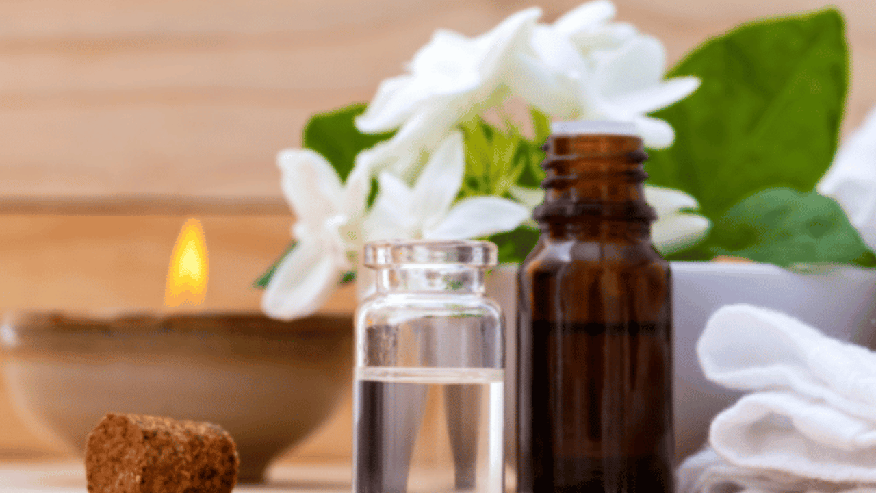Discover the Health Benefits of Essential Oils: 15 Top-Rated Essential Oils