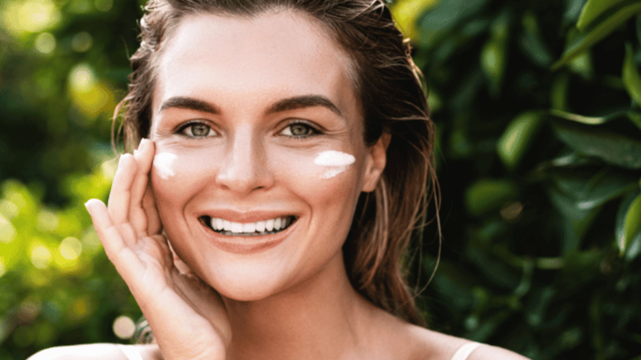 The 14 Best Facial Moisturizers: Soft & Hydrated Skin Awaits!